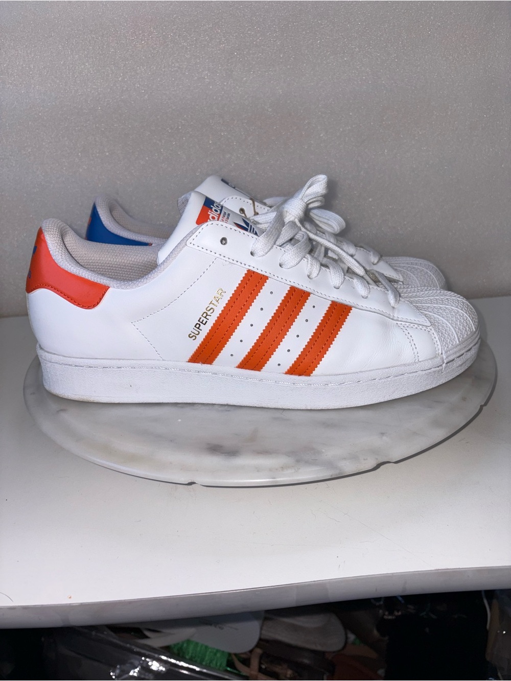 Size 11.5 - New York Knicks Shell Toe Adidas Superstar Sneakers pre-owned w/ box